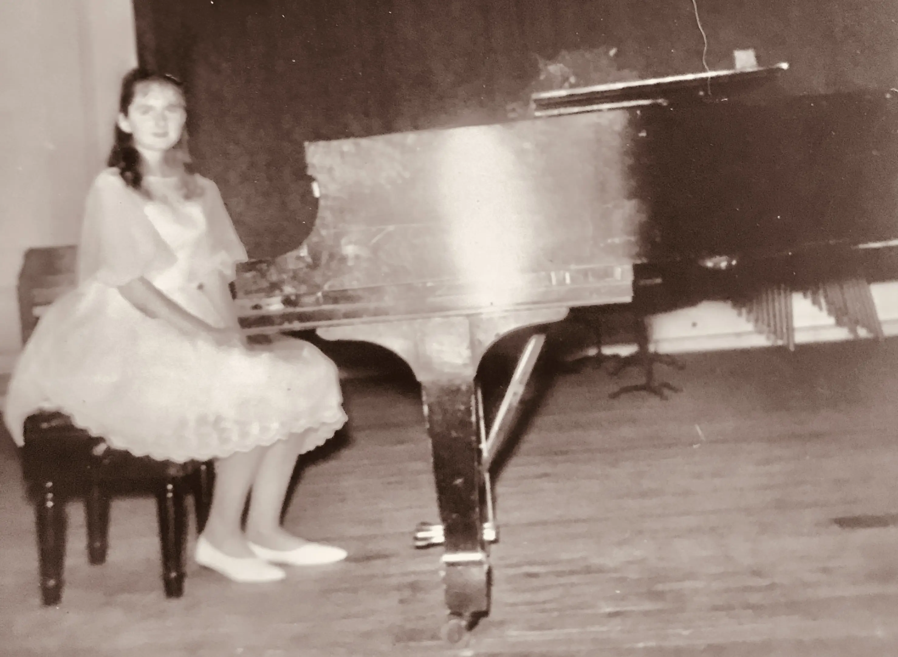 Debut with orchestra in New York as a kid. Bad photo by Mom.